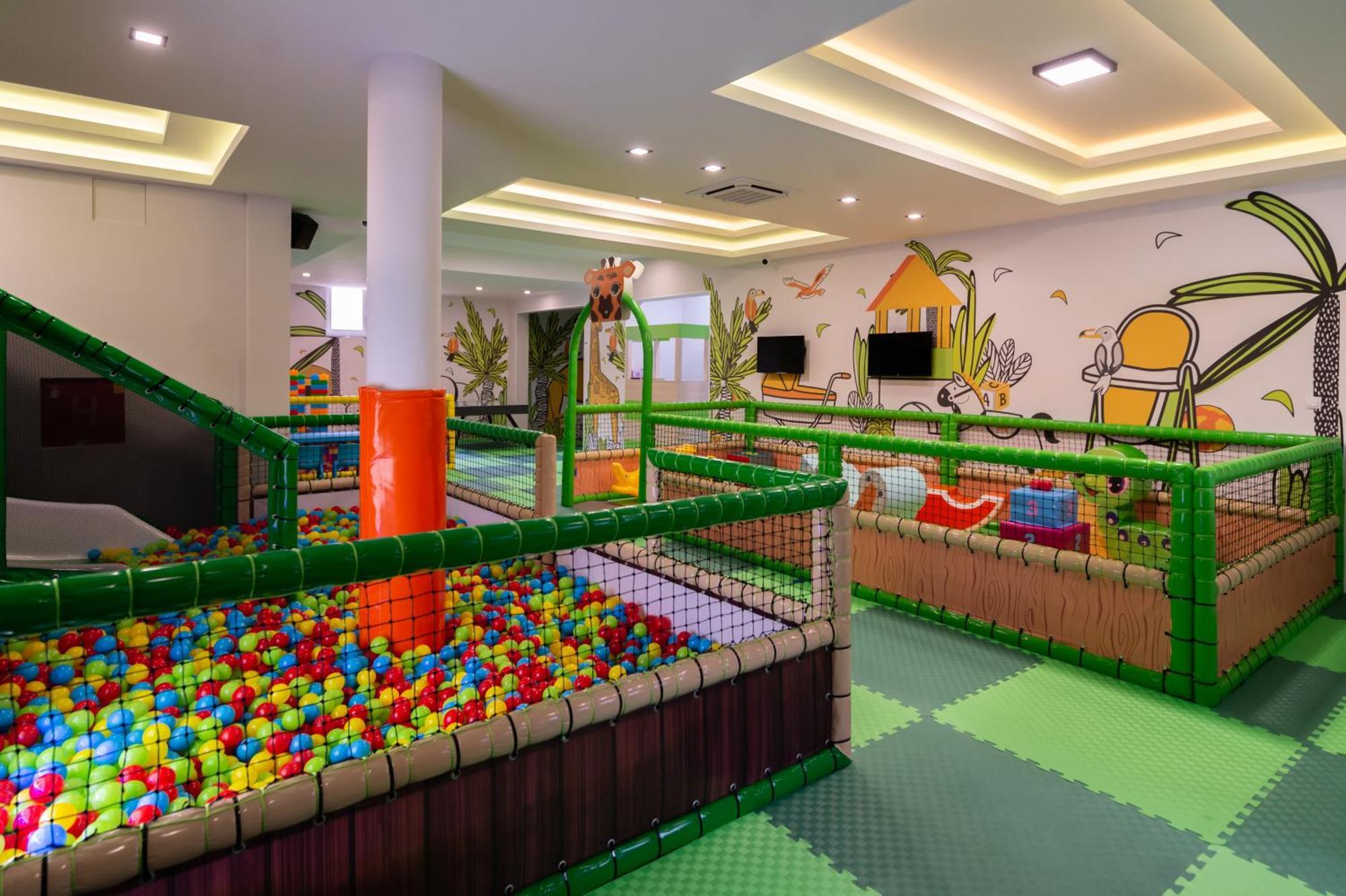 Hotel Nest Bijeljina Exterior foto