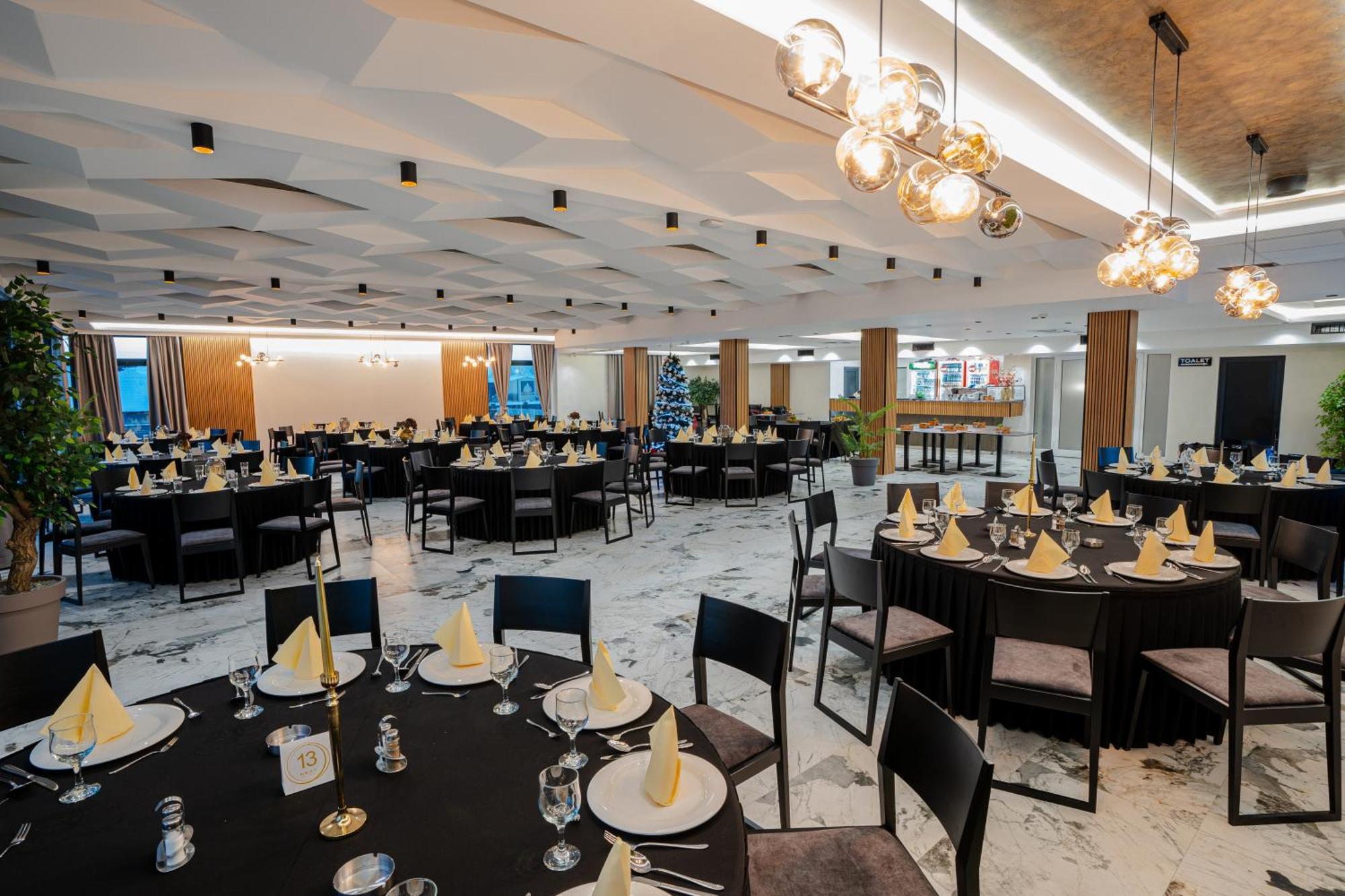 Hotel Nest Bijeljina Exterior foto