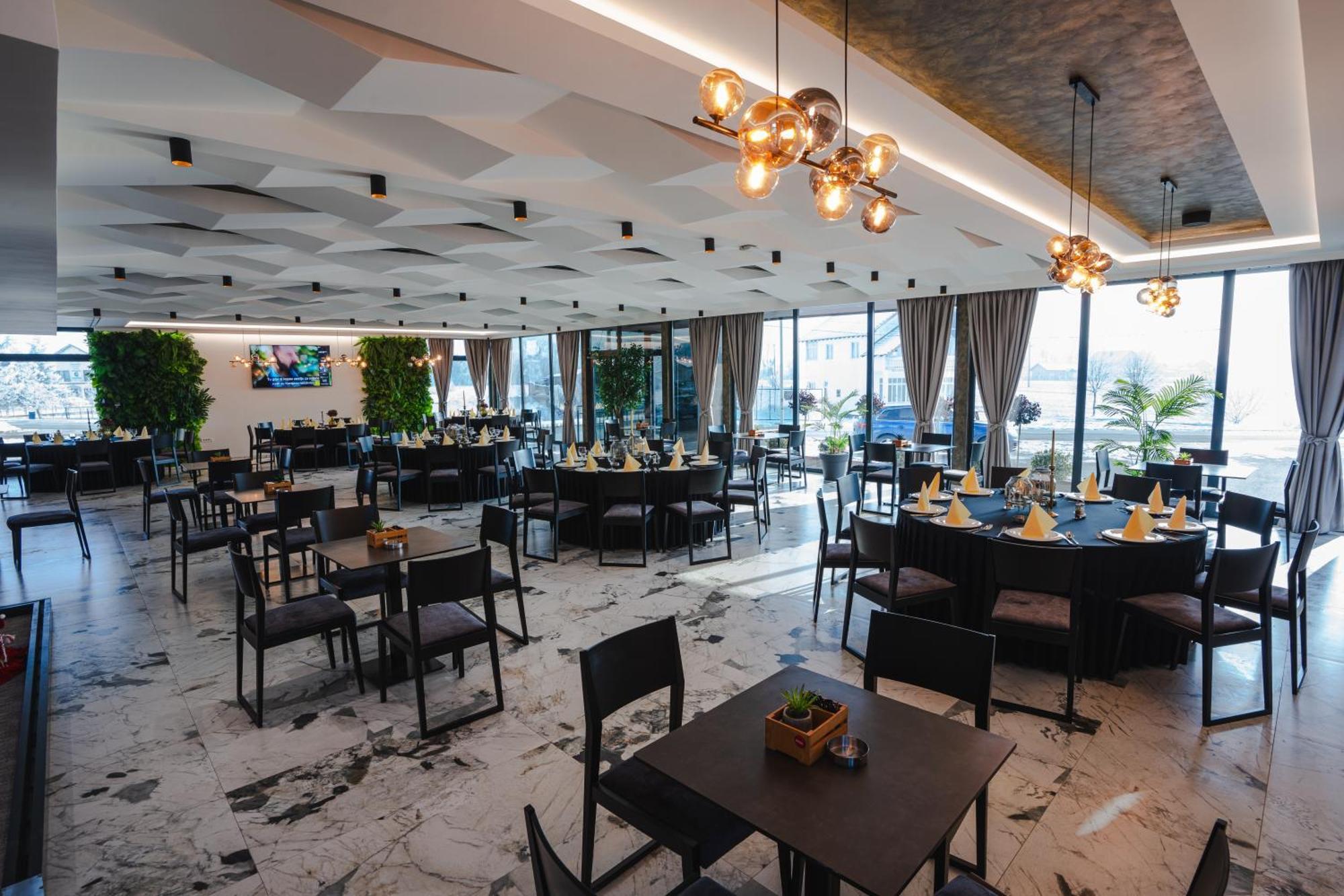 Hotel Nest Bijeljina Exterior foto